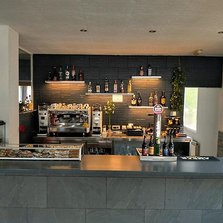 Hostal Turbon カンポ エクステリア 写真
