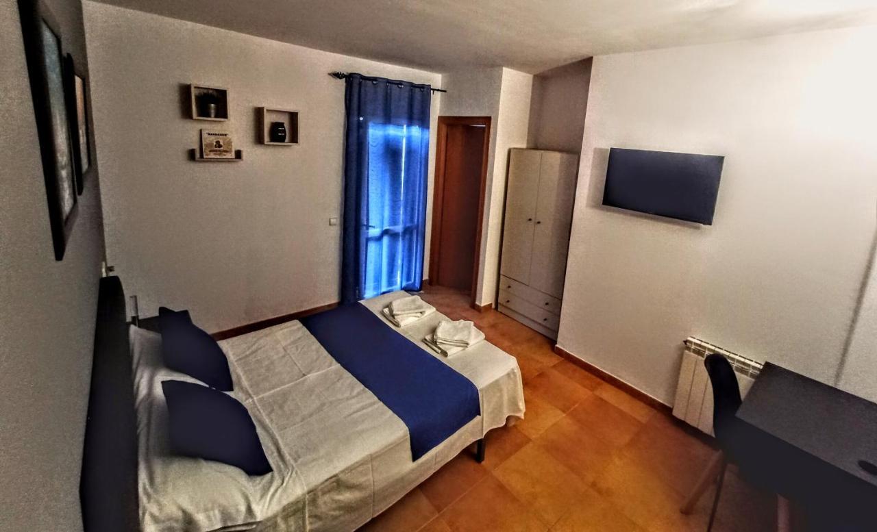 Hostal Turbon カンポ エクステリア 写真